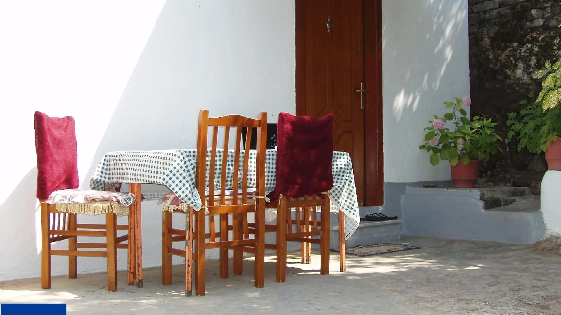 Bed & Breakfast Friendly Hostel Gjirokaster